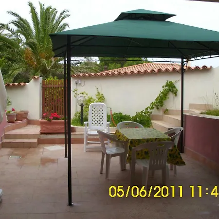 Holiday home Casa Carruba